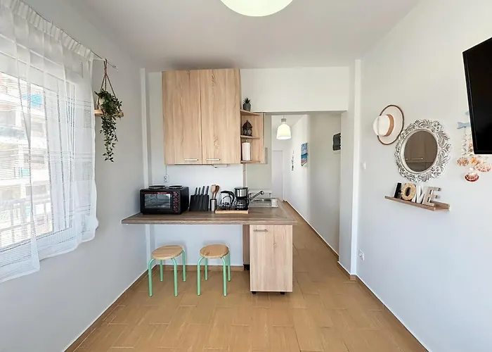 Lejlighed Minu Sonniges In Direkter Strandnaehe, Schnelles Internet, Freies Parken, Nahe Flughafen